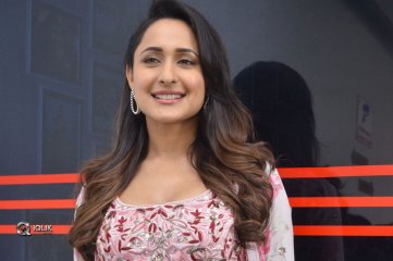 Pragya Jaiswal At Jaya Janaki Nayaka Movie Grand Release Press Meet